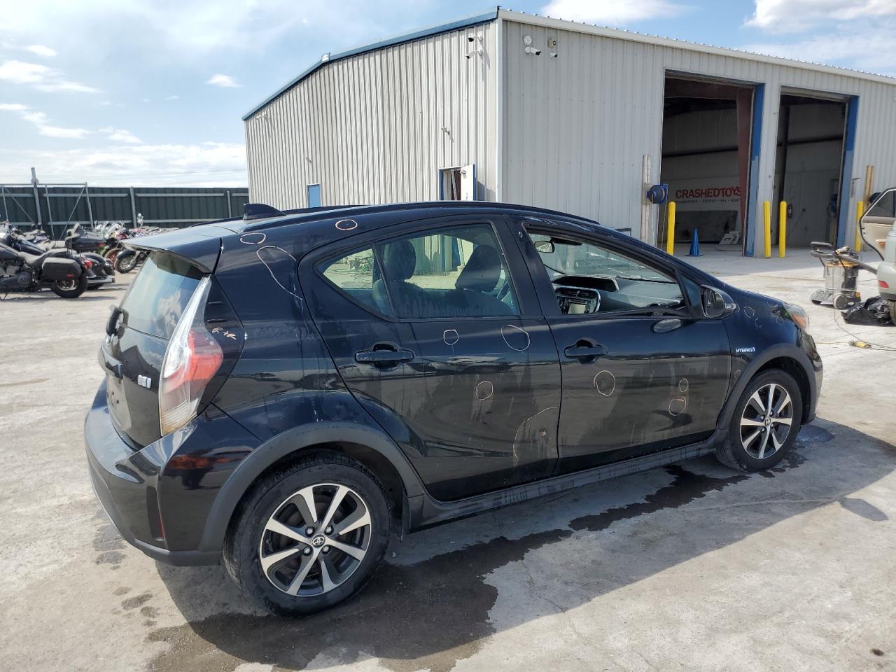 2018 Toyota Prius C - Фото 3