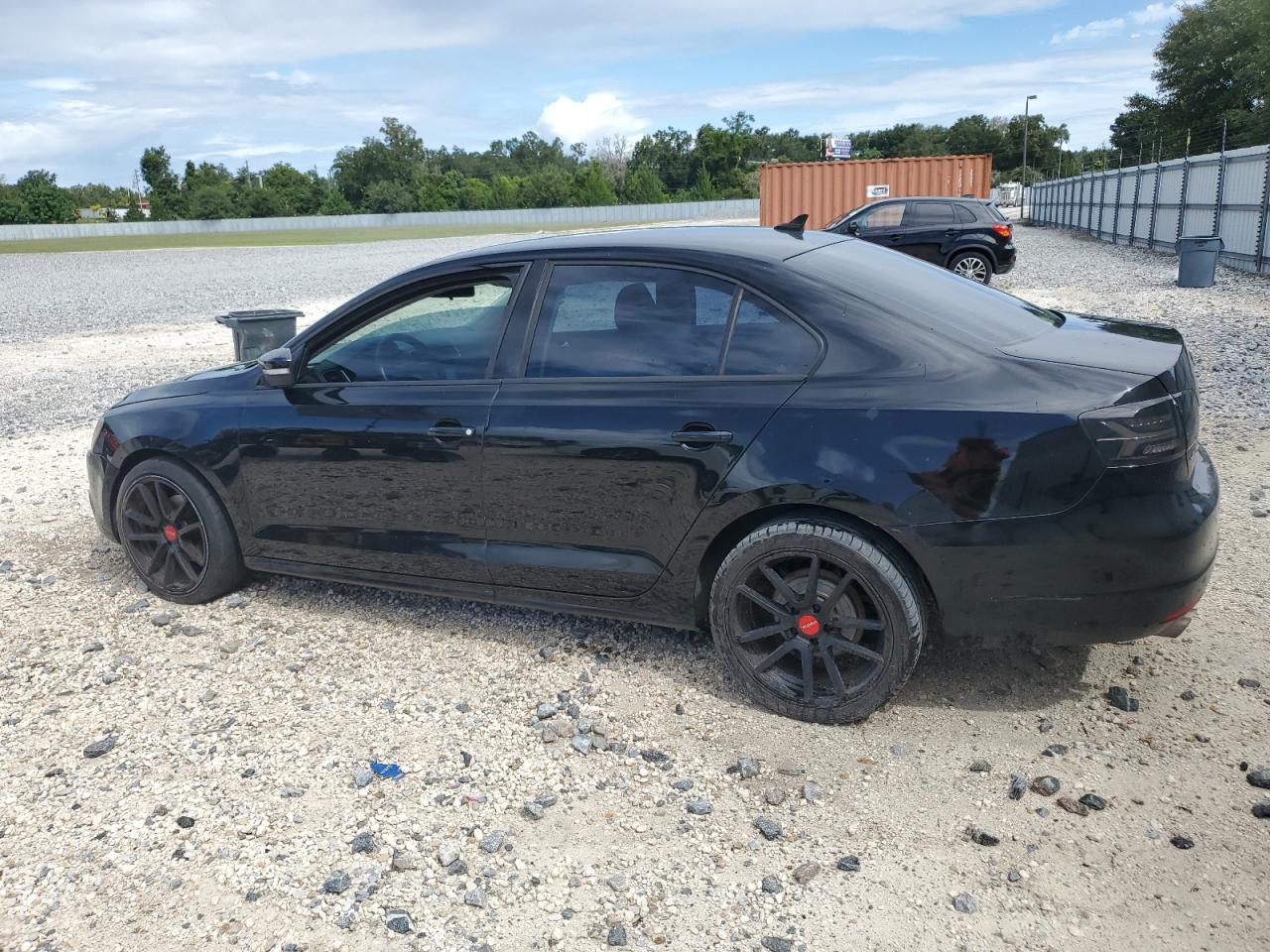 2011 Volkswagen Jetta Se - Image 2