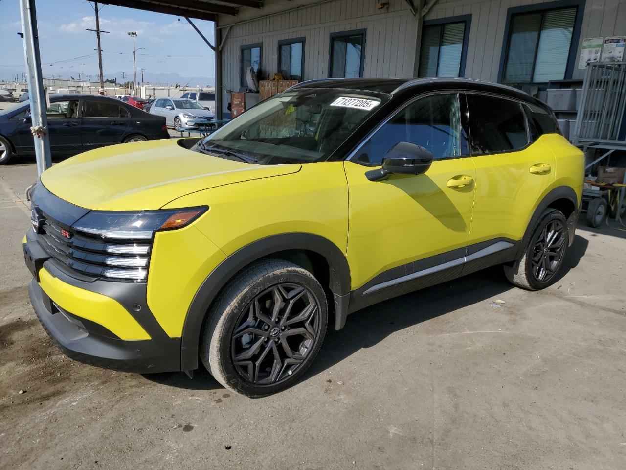 2025 Nissan Kicks Sr
