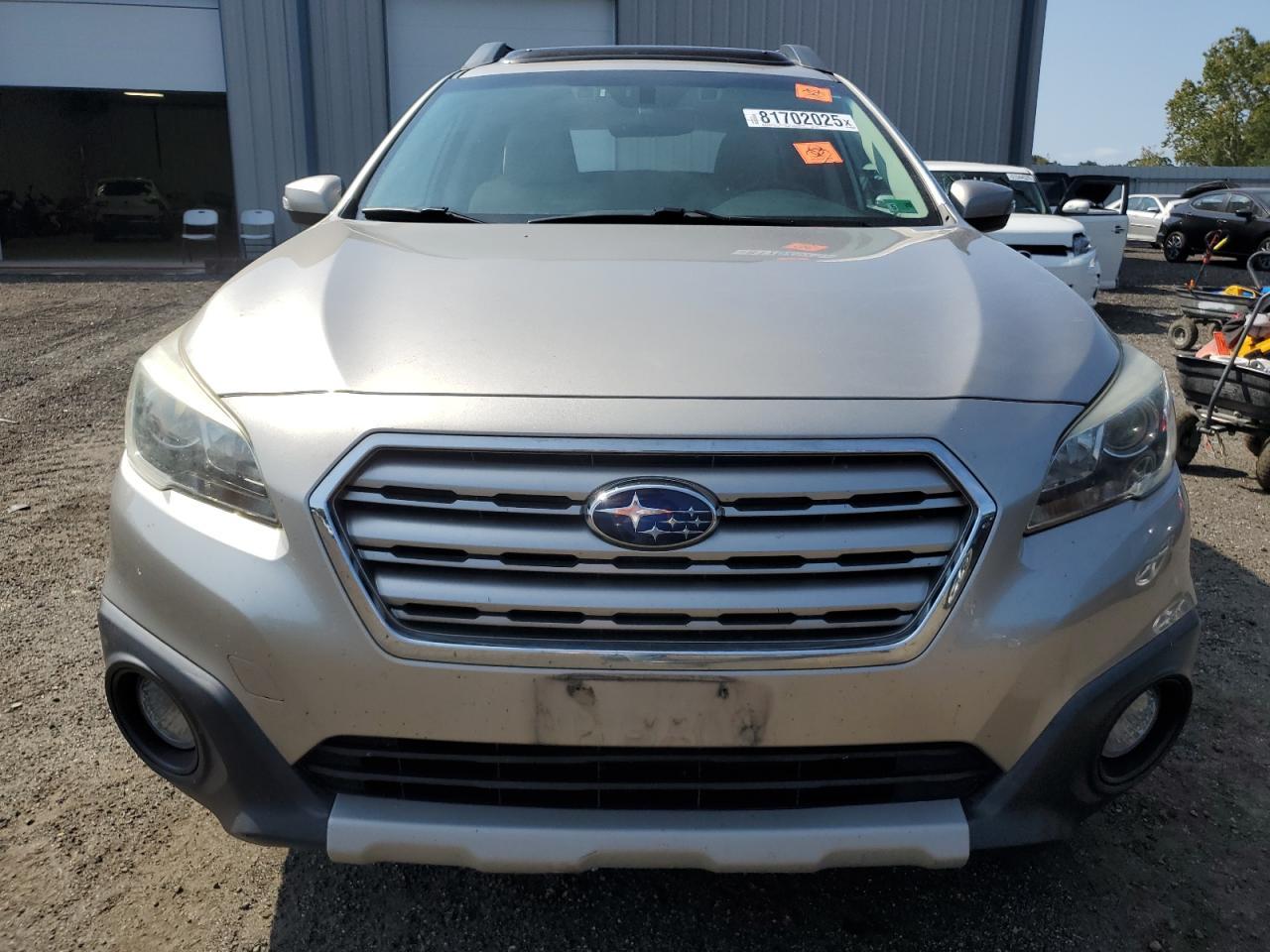 2017 Subaru Outback 2.5I Limited - Image 5