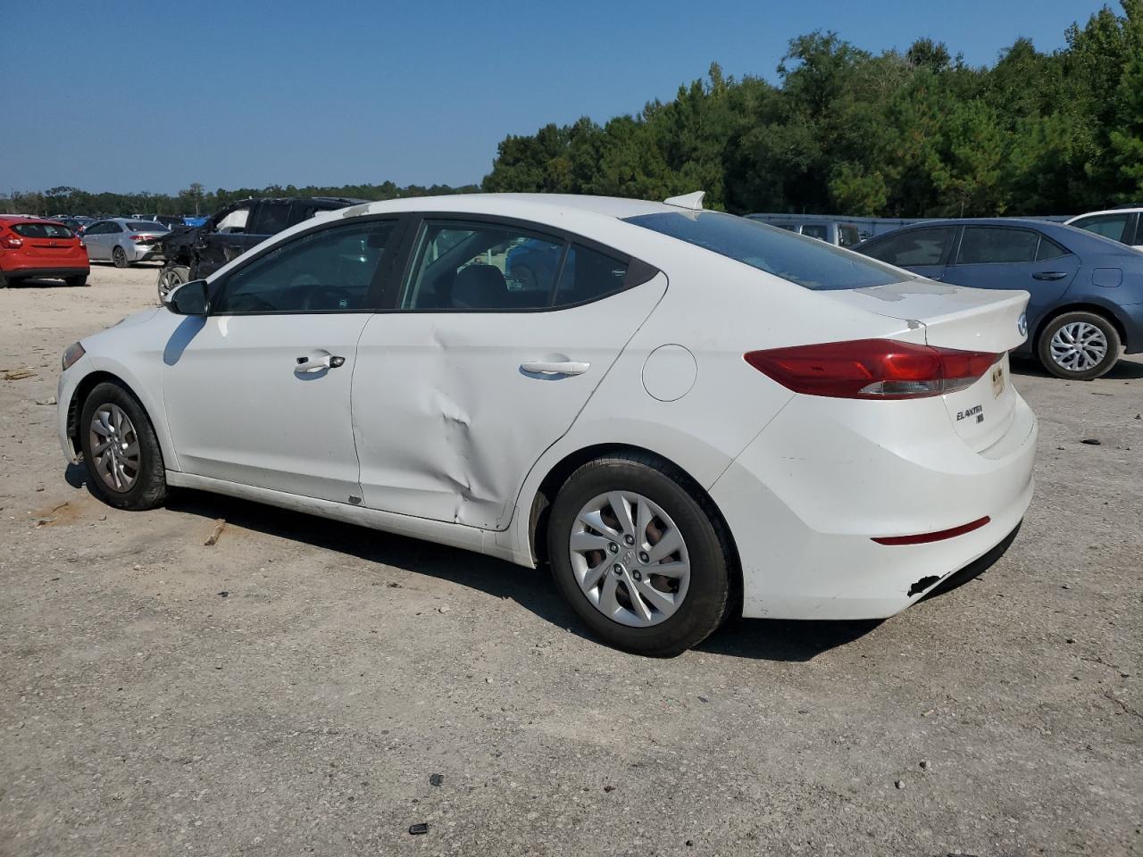 2017 Hyundai Elantra Se - Фото 2