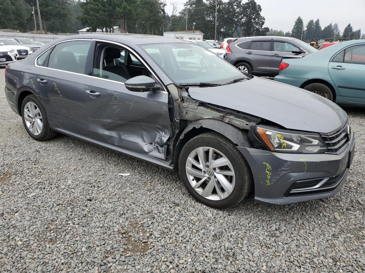 2018 Volkswagen Passat Se - Фото 4