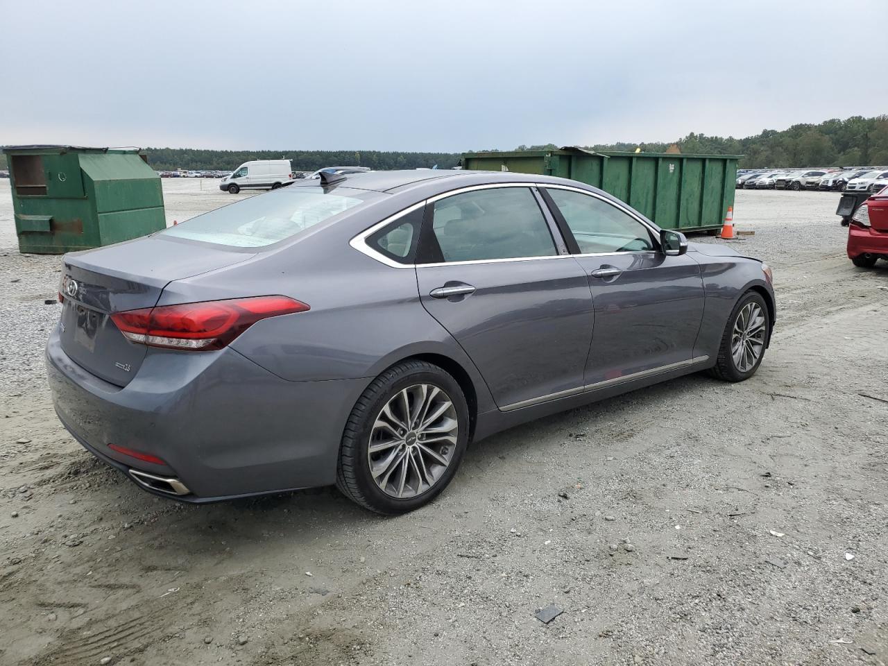 2015 Hyundai Genesis 3.8L - Фото 3