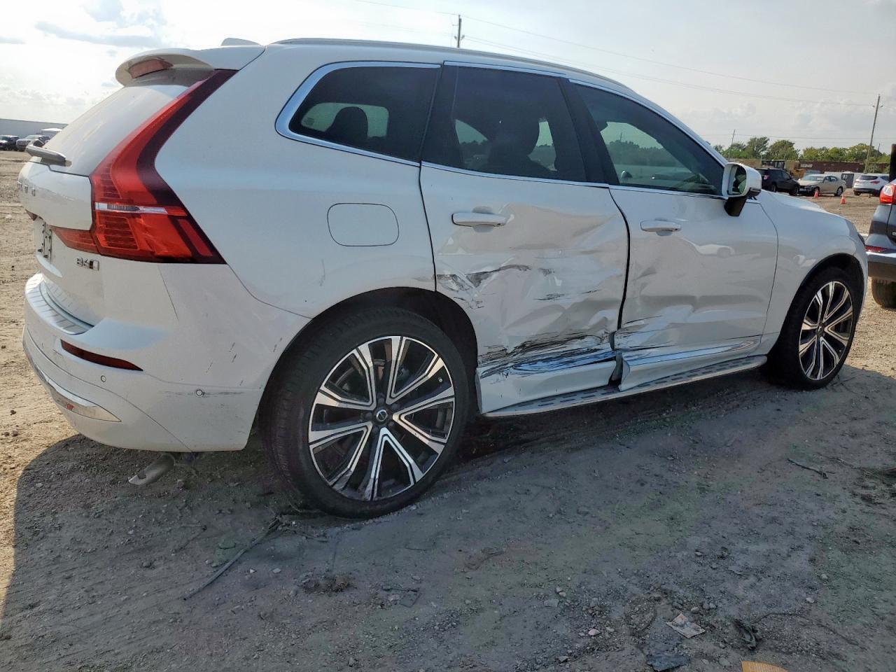 2023 Volvo Xc60 Ultimate - Фото 3