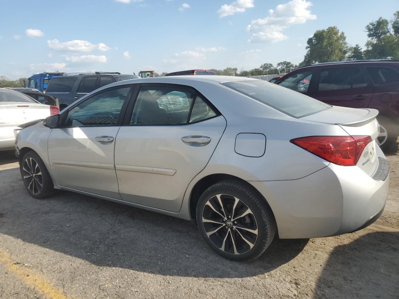 2018 Toyota Corolla L - Фото 2
