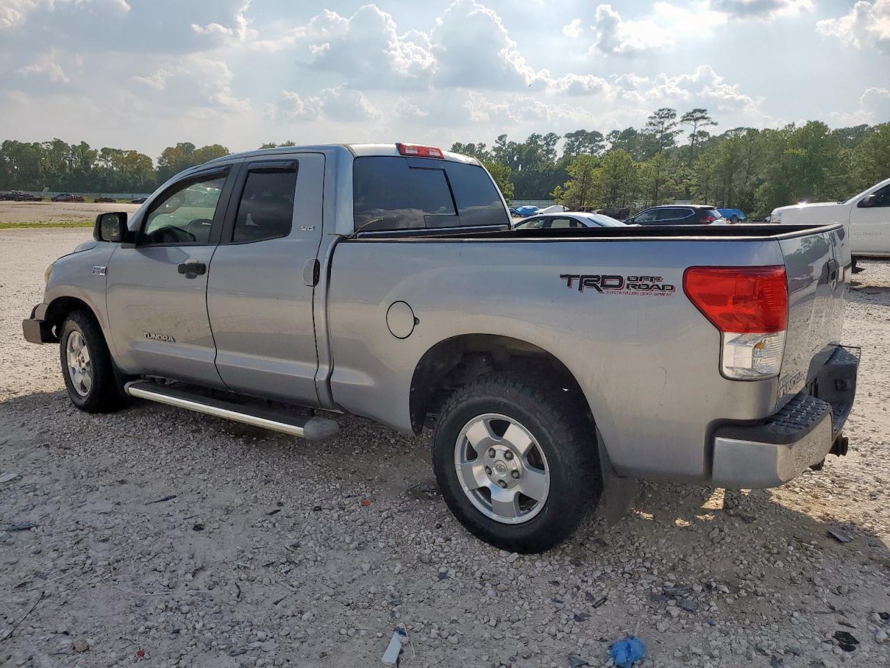 2010 Toyota Tundra Double Cab Sr5 - Фото 2