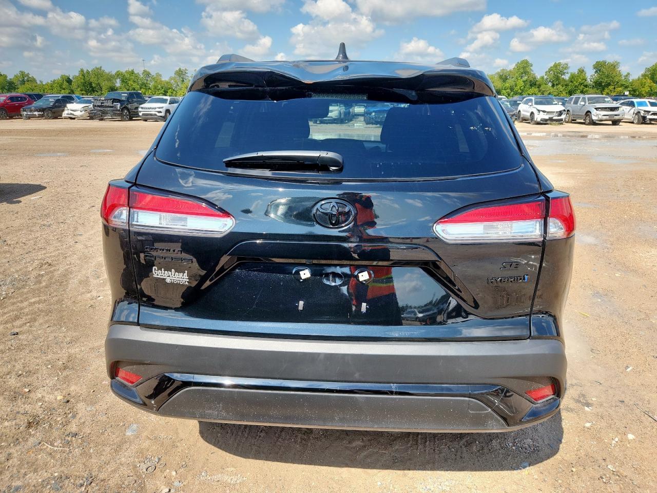 2024 Toyota Corolla Cross Se - Фото 6