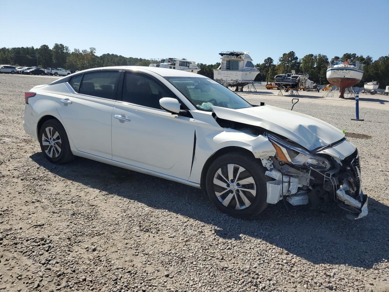 2019 Nissan Altima - Фото 4