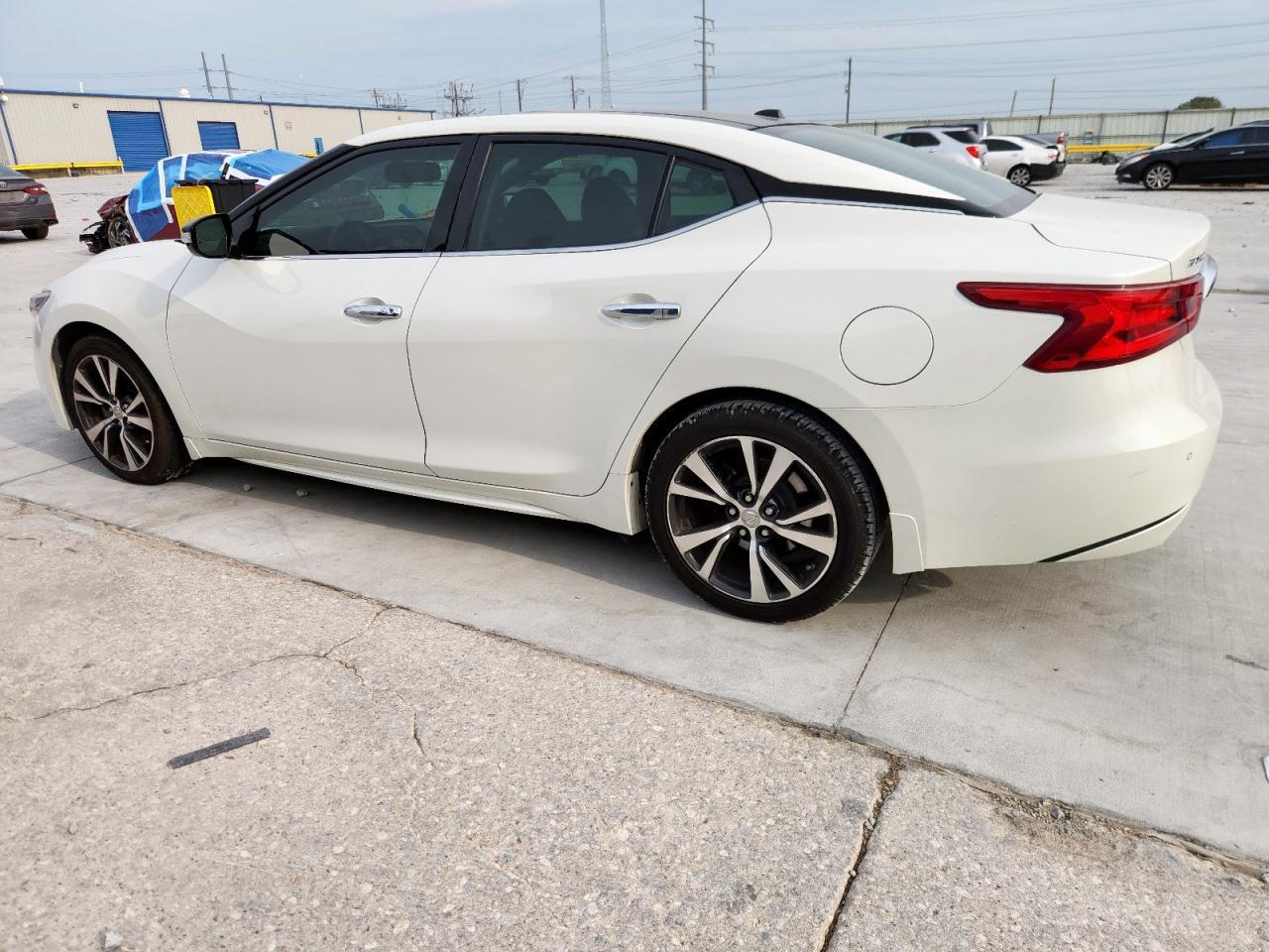 2017 Nissan Maxima 3.5S - Фото 2