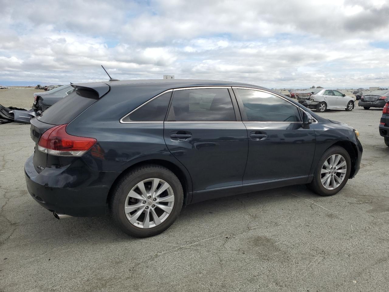 2013 Toyota Venza Le - Фото 3