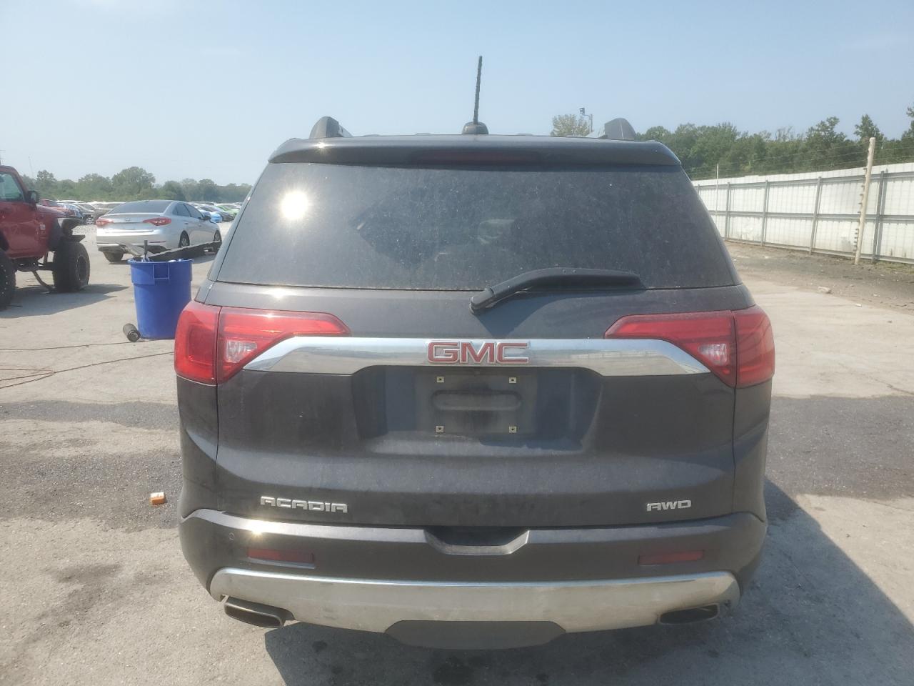 2017 GMC Acadia Denali - Image 6