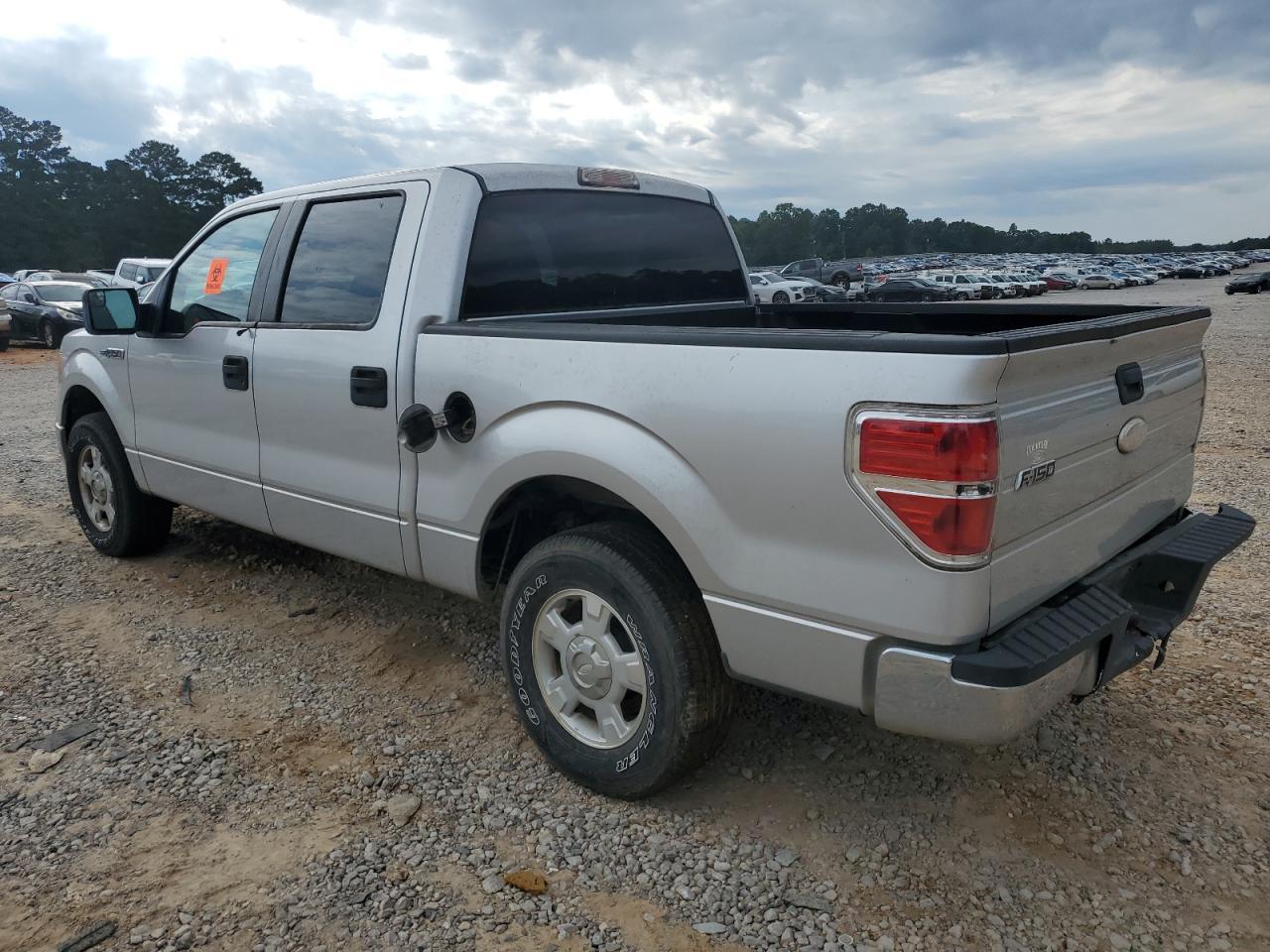 2012 Ford F150 Supercrew - Image 2