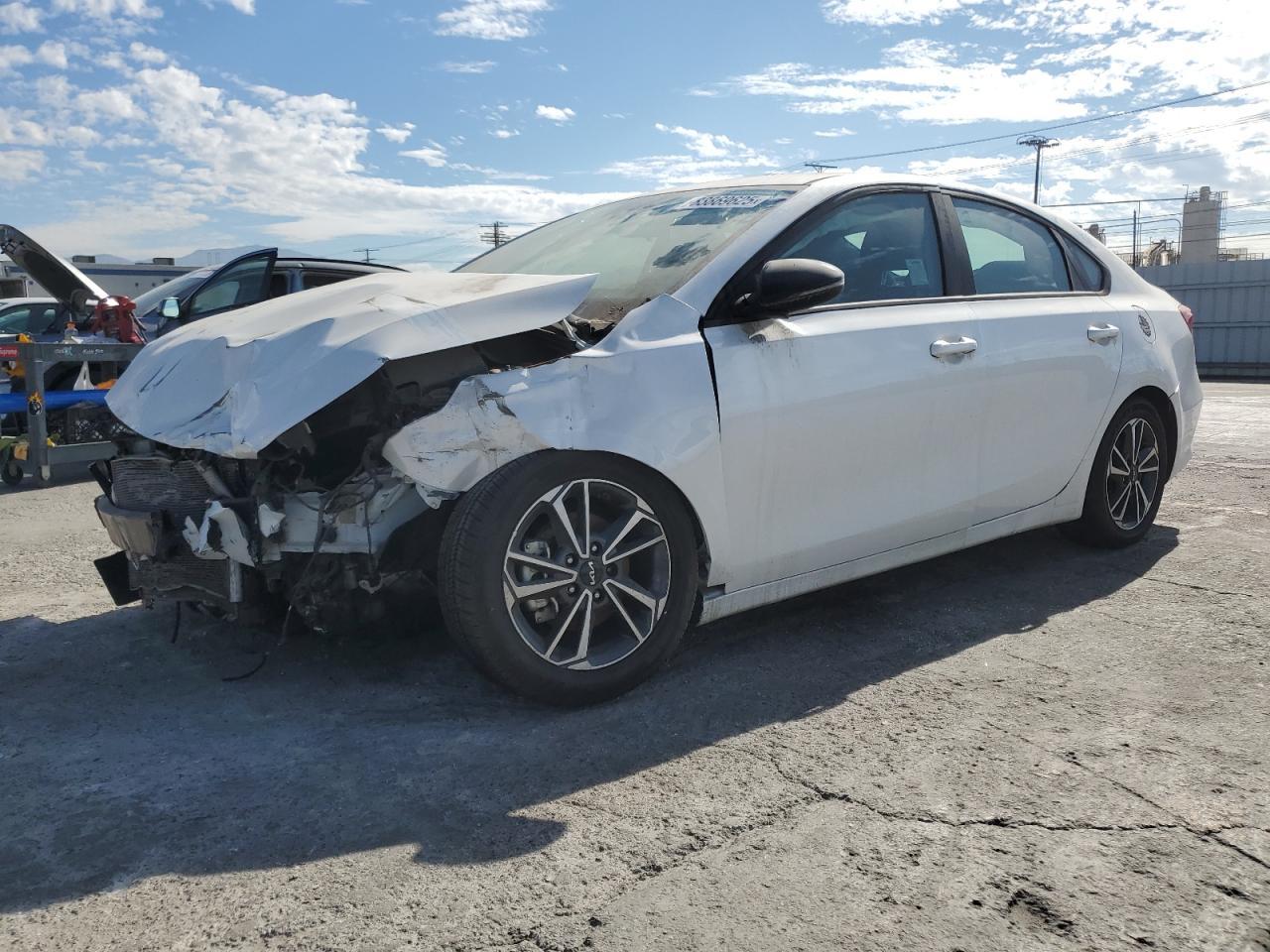 2023 Kia Forte Lx