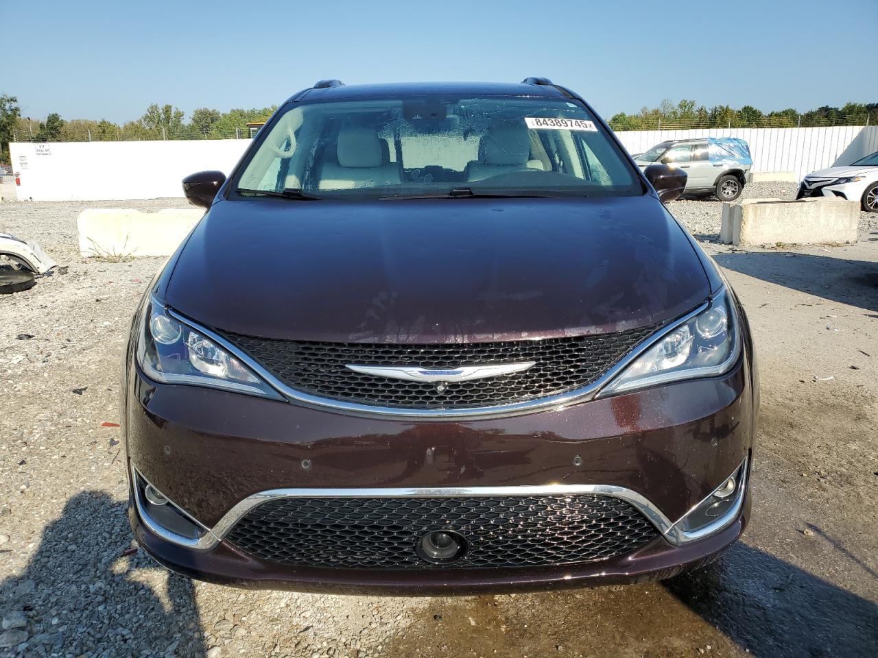 2017 Chrysler Pacifica Touring L Plus - Image 5