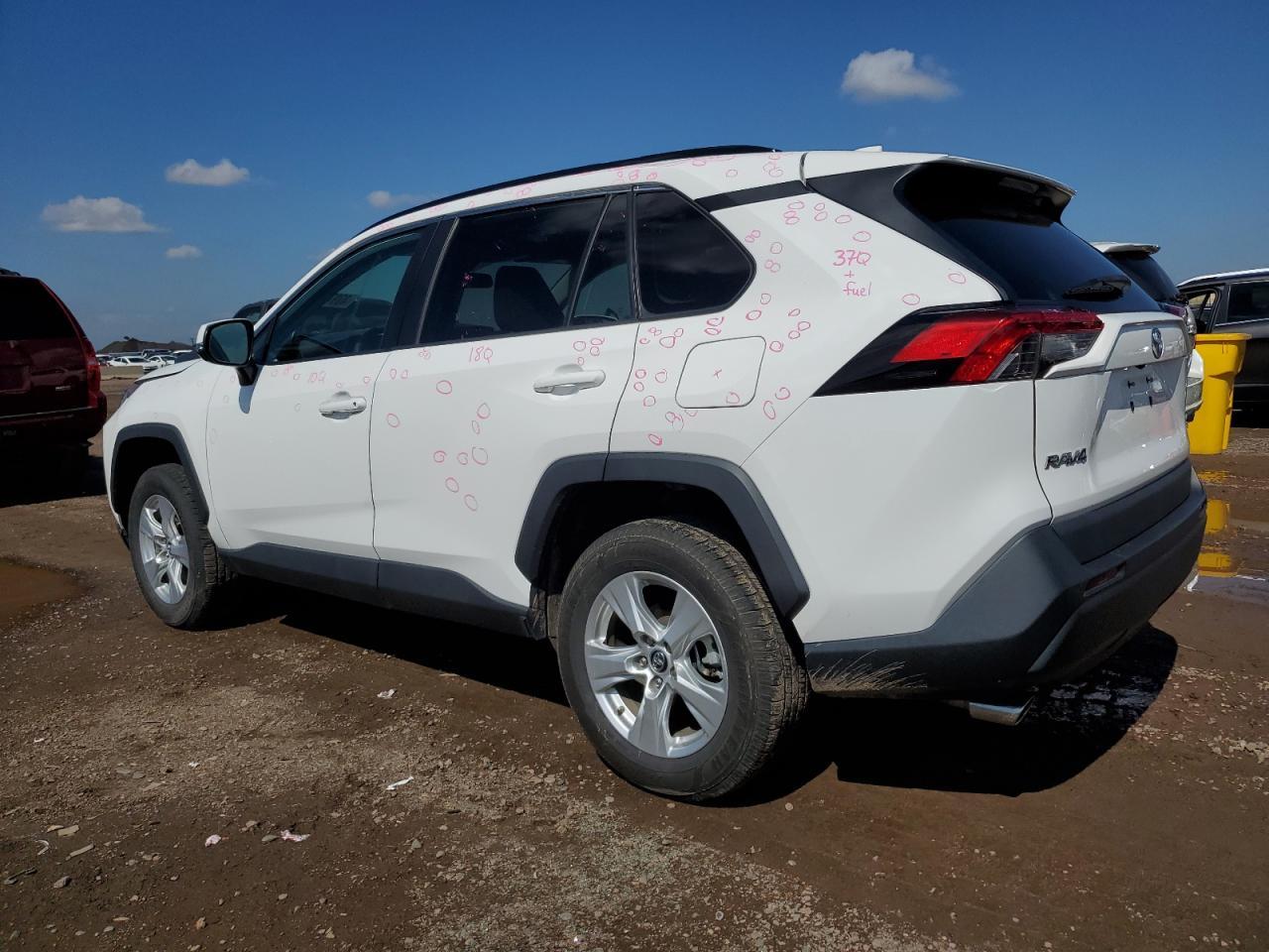 2019 Toyota Rav4 Xle - Image 2