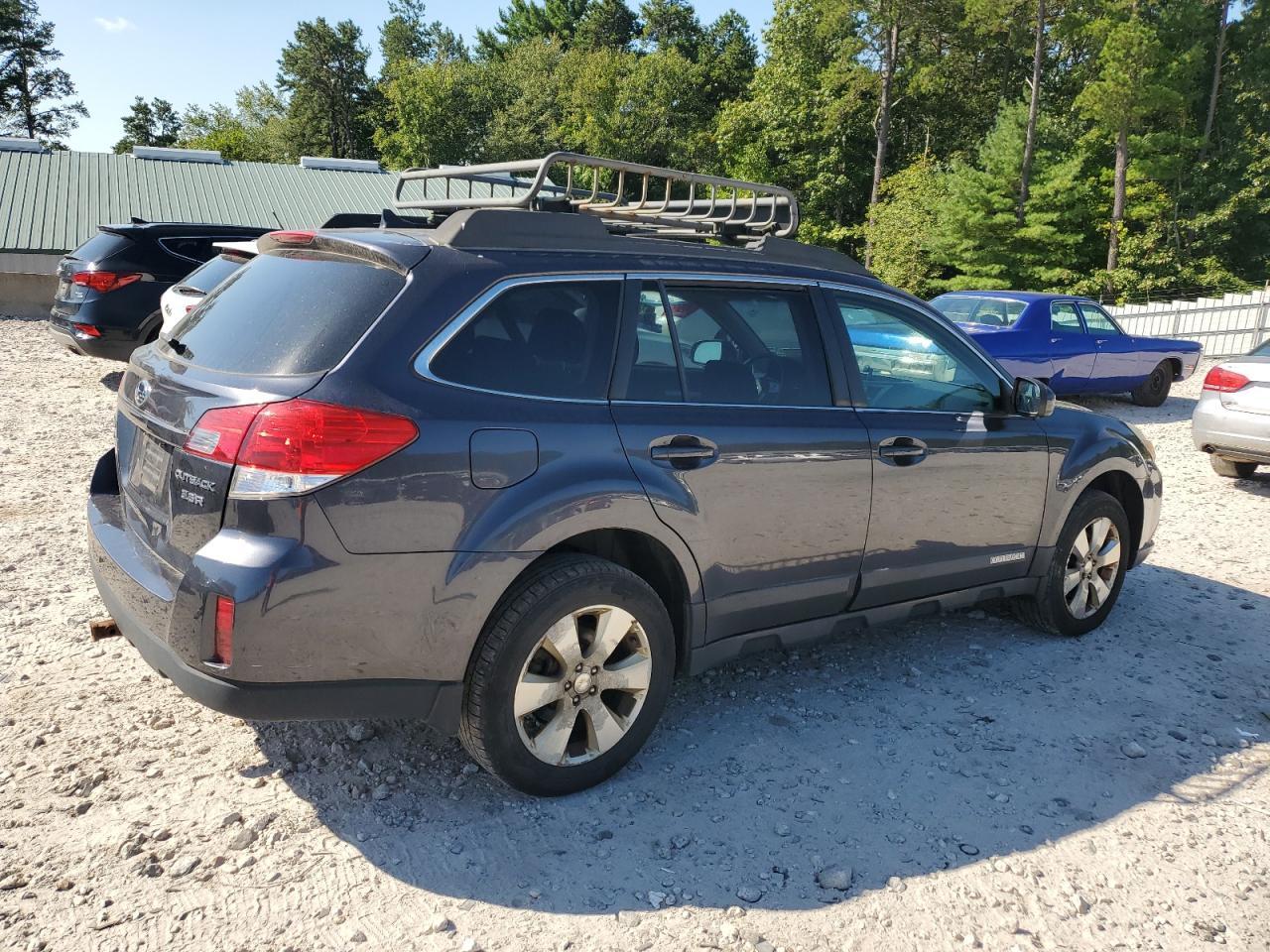 2011 Subaru Outback 3.6R Premium - Фото 3