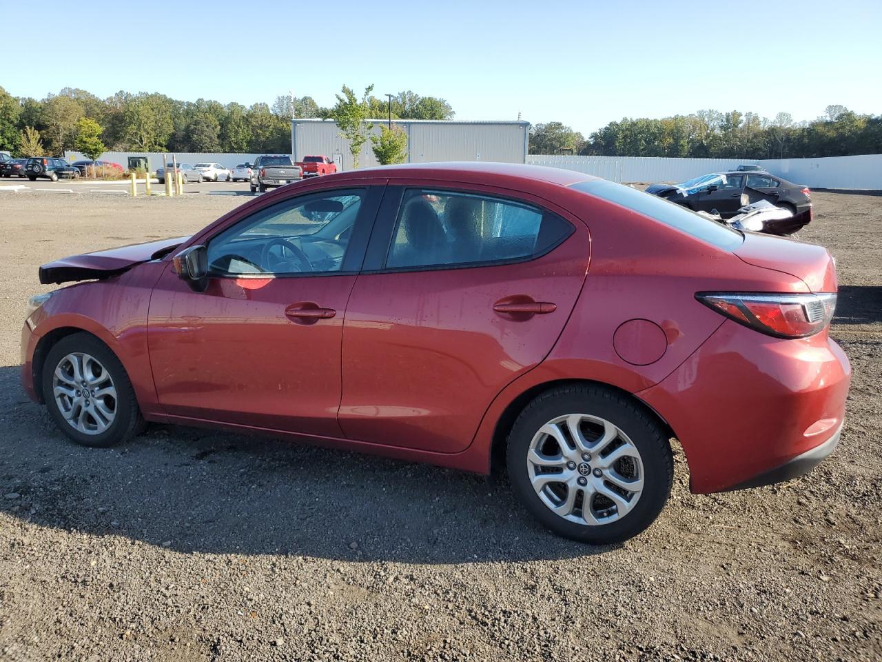 2018 Toyota Yaris Ia - Image 2