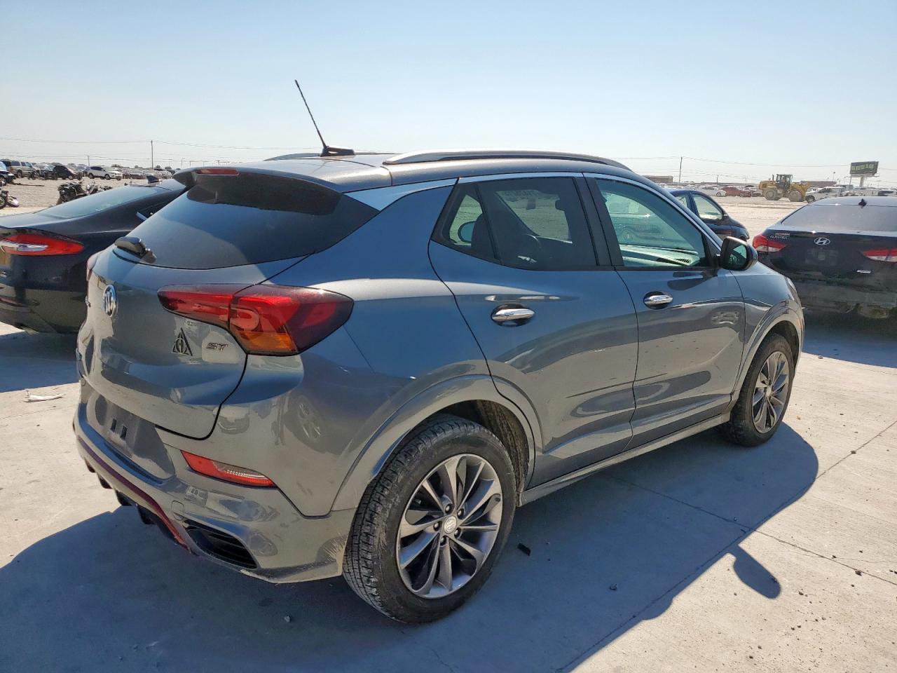 2020 Buick Encore Gx Select - Image 3