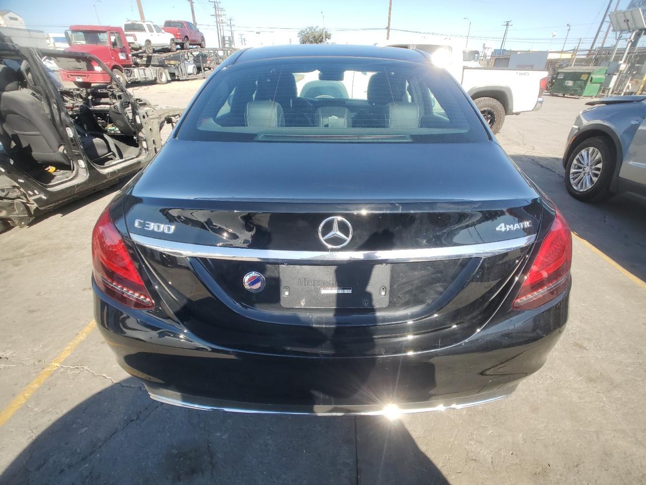 2021 Mercedes-Benz C 300 4Matic - Фото 6
