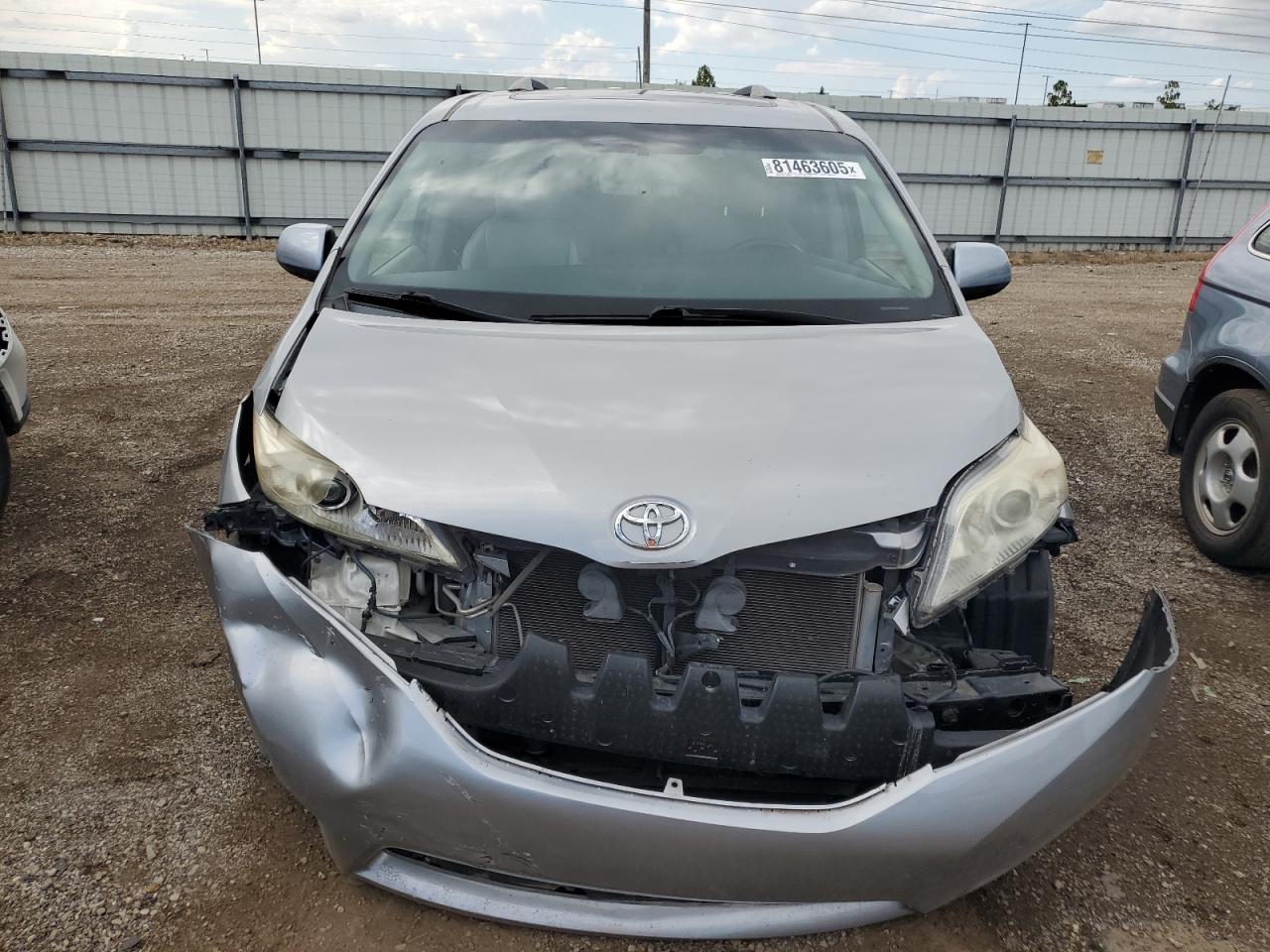 2015 Toyota Sienna Xle - Фото 5