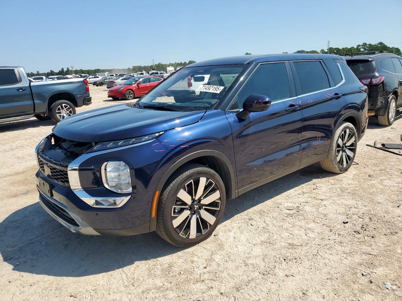 2025 Mitsubishi Outlander Se