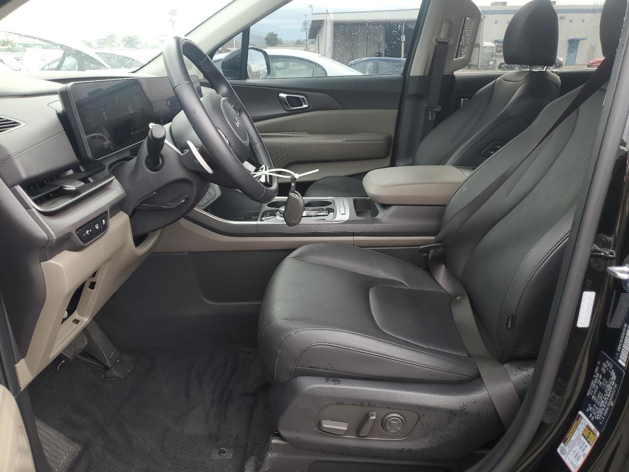 2025 Kia Carnival Ex - Фото 7