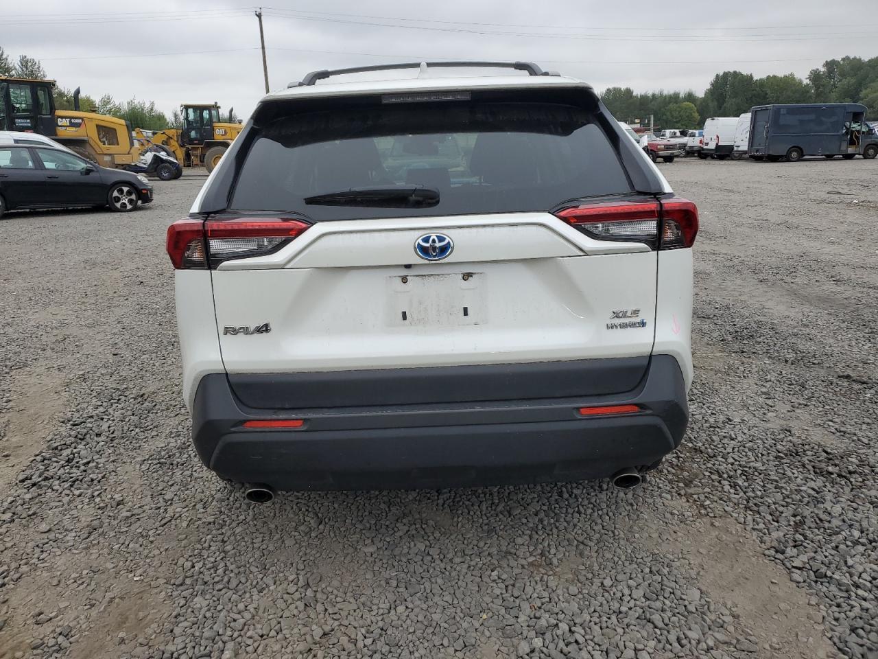 2021 Toyota Rav4 Xle Premium - Image 6