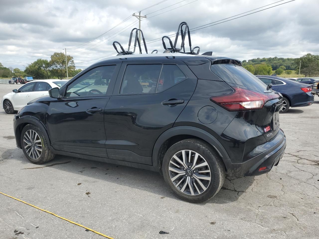 2023 Nissan Kicks Sv - Image 2