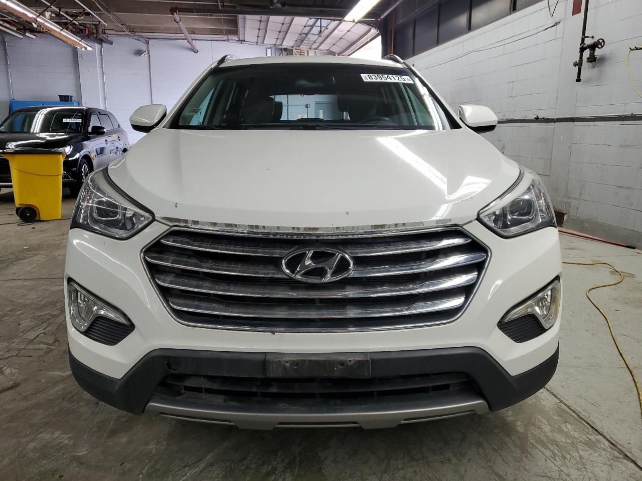2016 Hyundai Santa Fe Se - Image 5