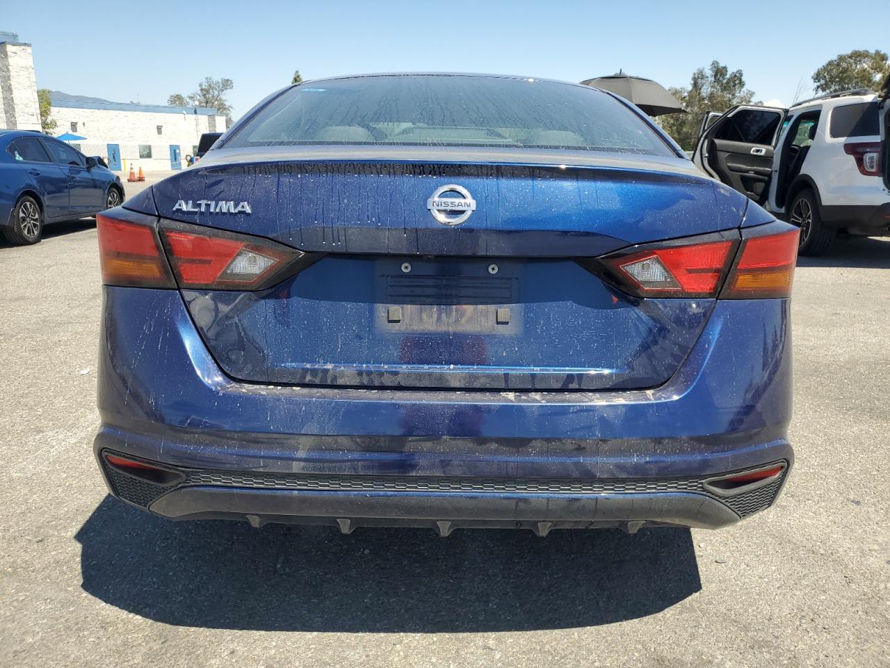 2022 Nissan Altima S - Image 6