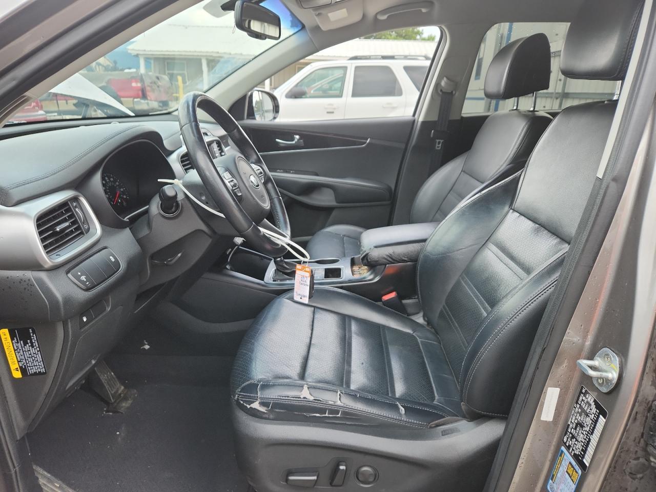 2017 Kia Sorento Lx - Image 7
