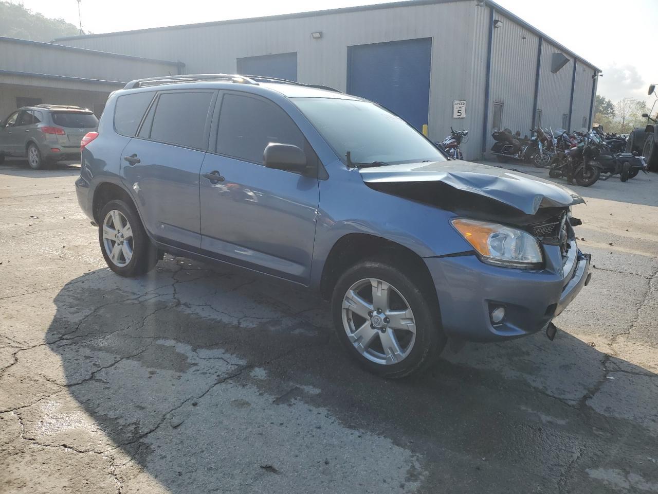 2012 Toyota Rav4 - Фото 4