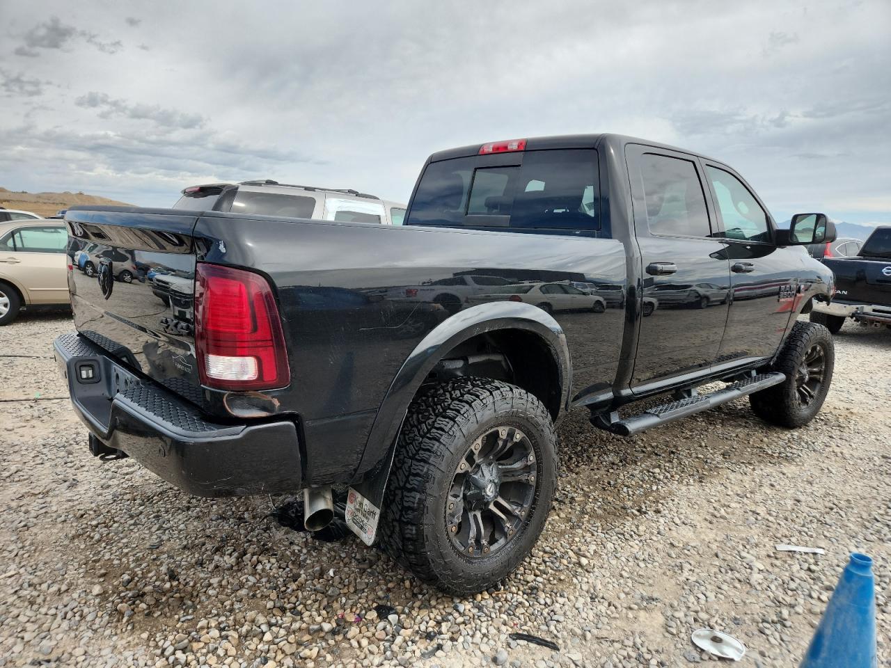 2017 Ram 2500 Laramie - Фото 3