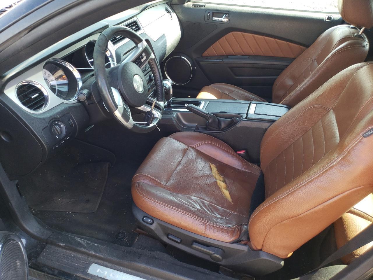 2011 Ford Mustang - Image 7