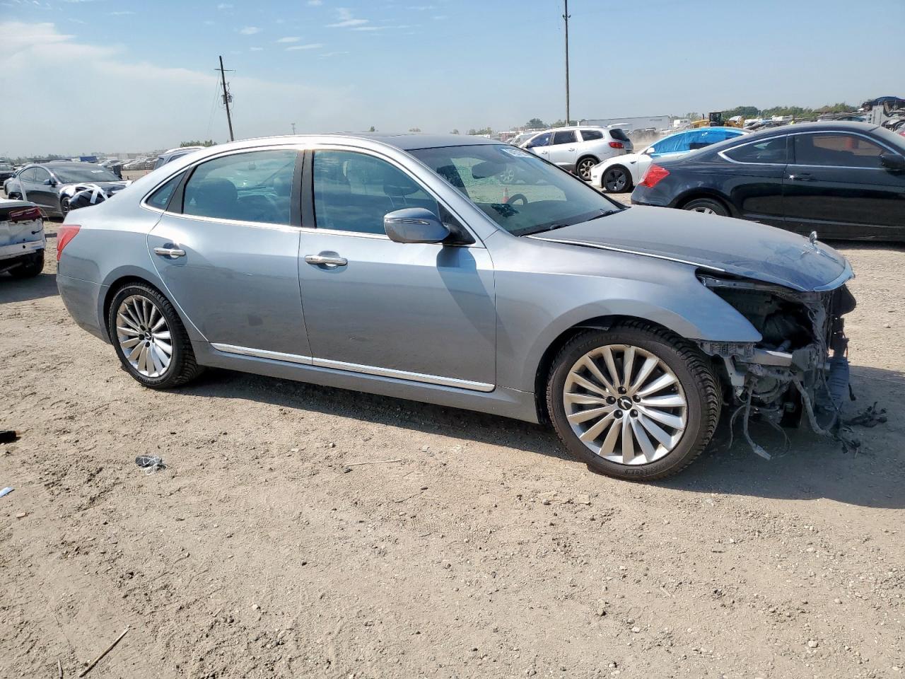 2016 Hyundai Equus Signature - Image 4