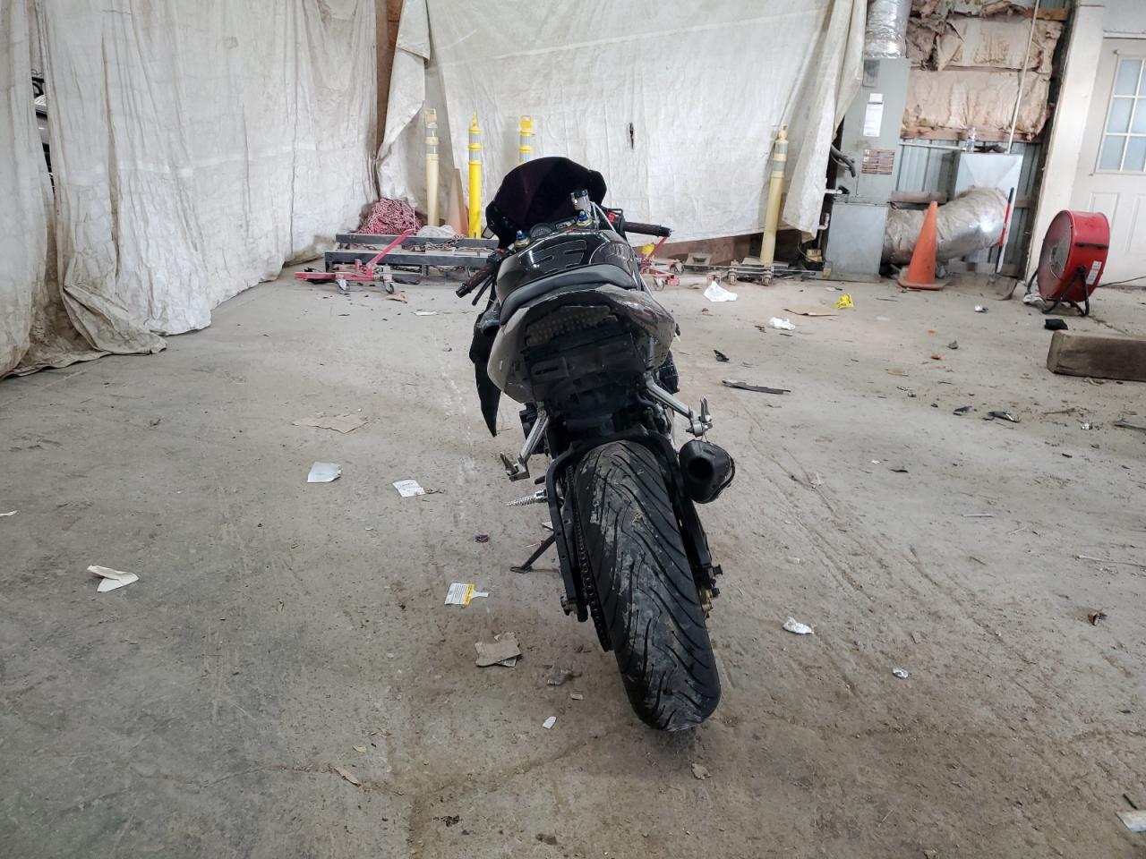 2004 Suzuki Gsx-R600 K - Фото 4