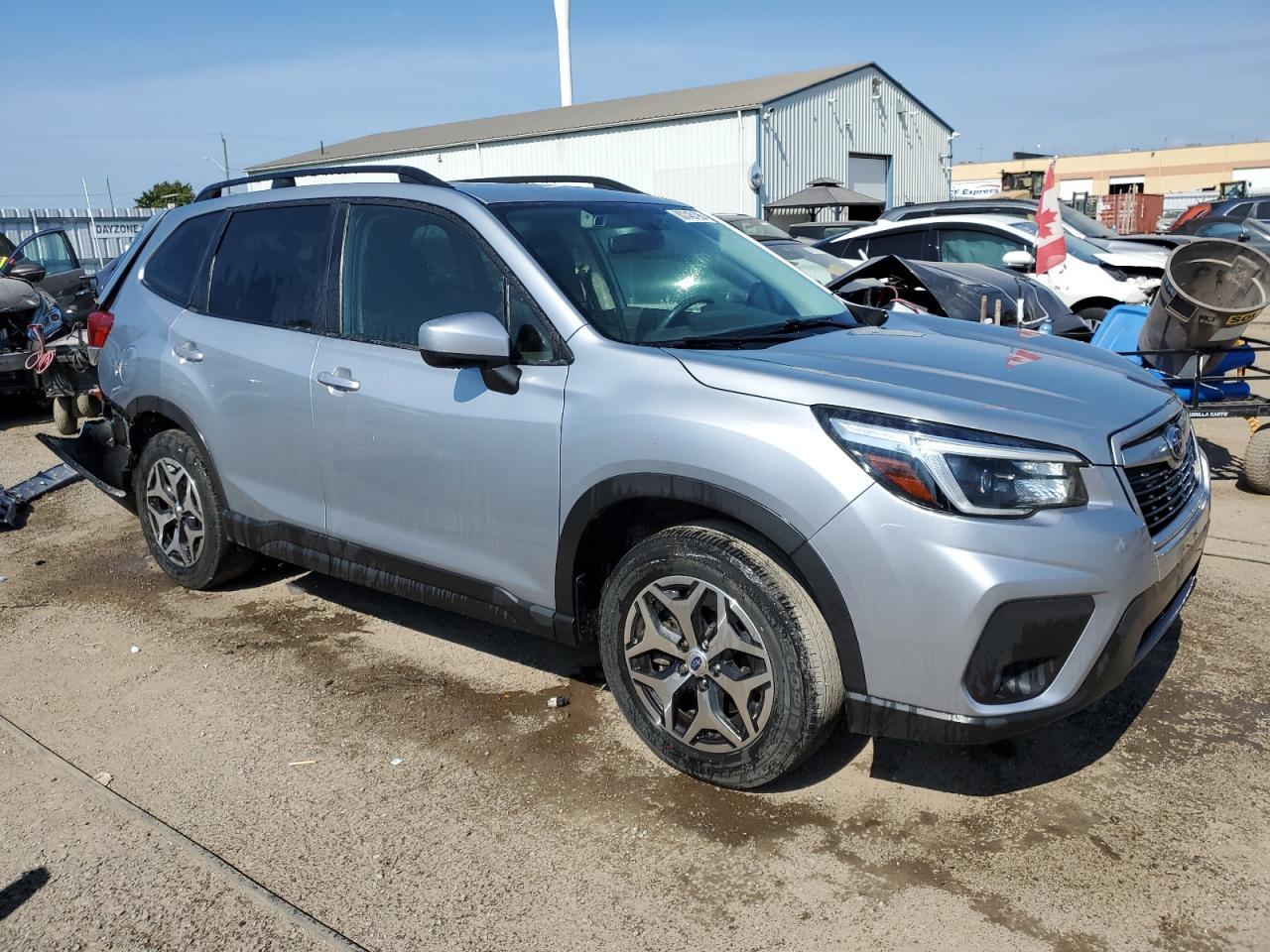 2021 Subaru Forester Touring - Фото 4