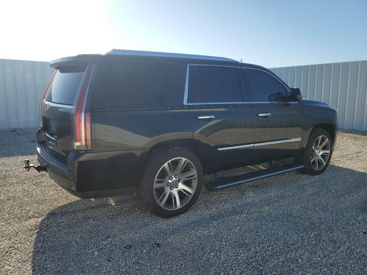 2016 Cadillac Escalade Premium - Фото 3