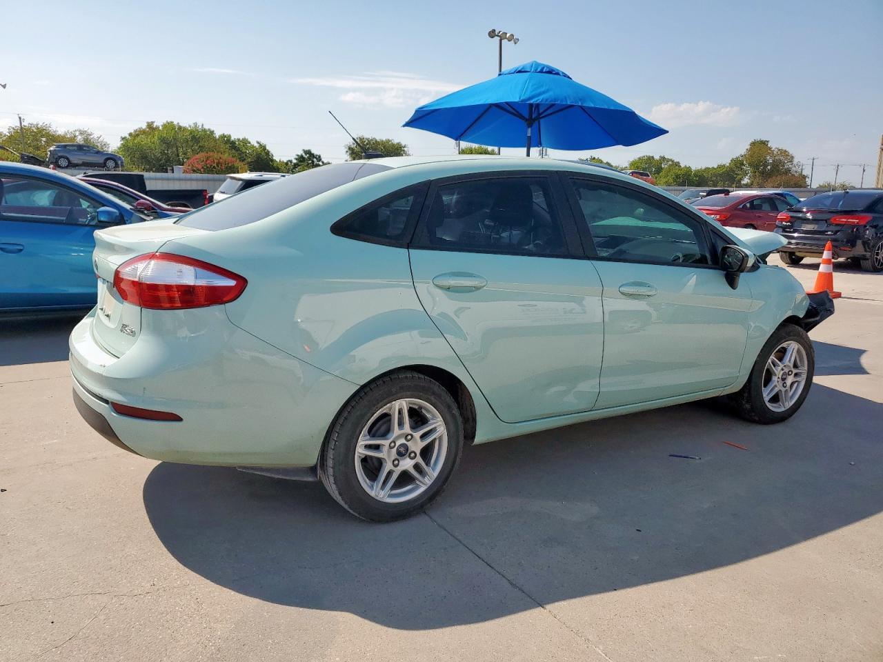 2019 Ford Fiesta Se - Фото 3