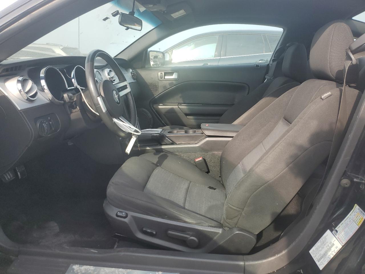 2009 Ford Mustang - Фото 7