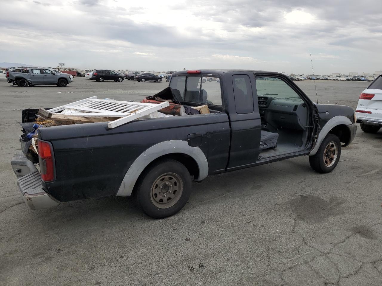 2001 Nissan Frontier King Cab Xe - Image 3