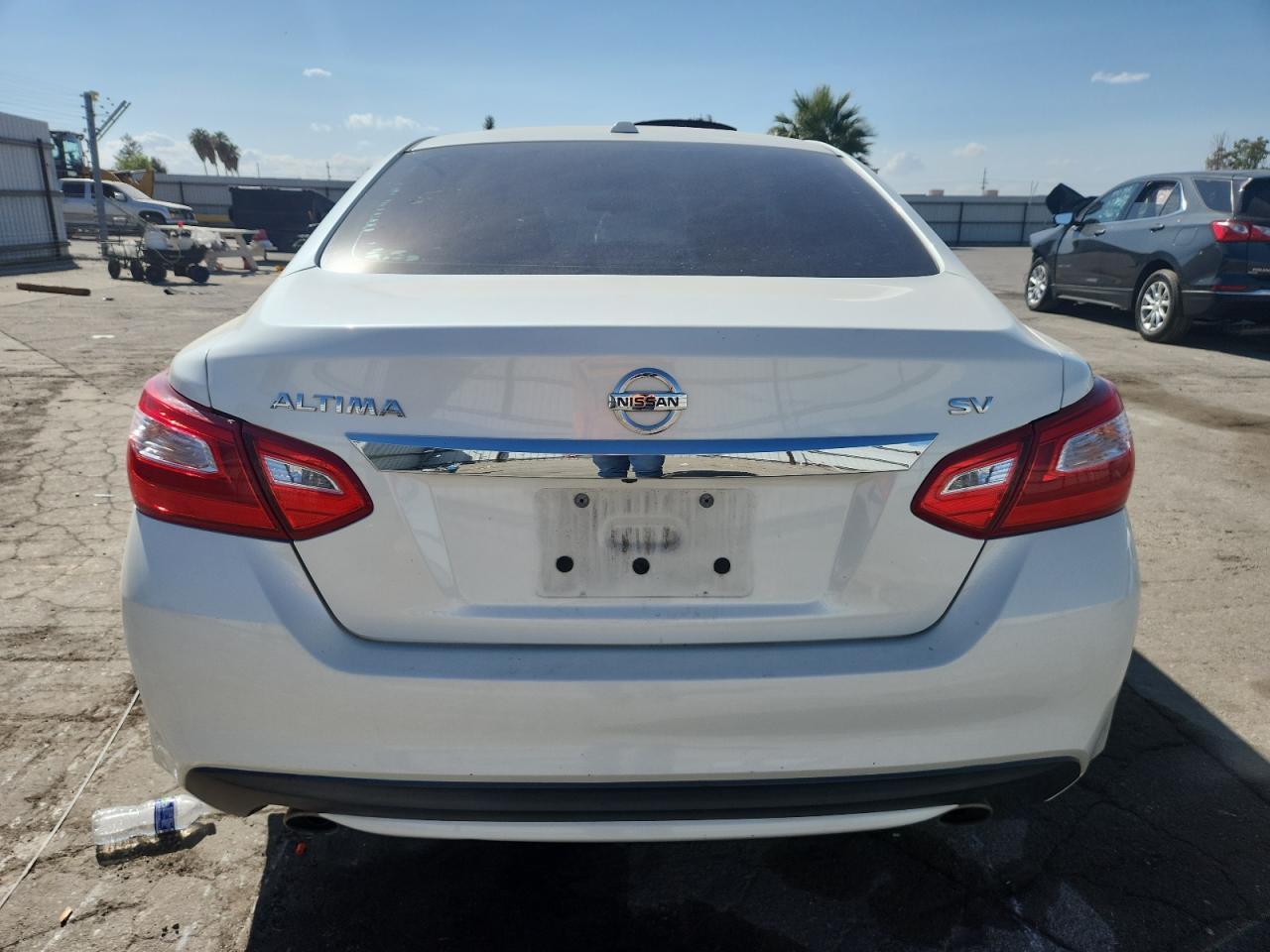 2017 Nissan Altima 2.5 - Image 6
