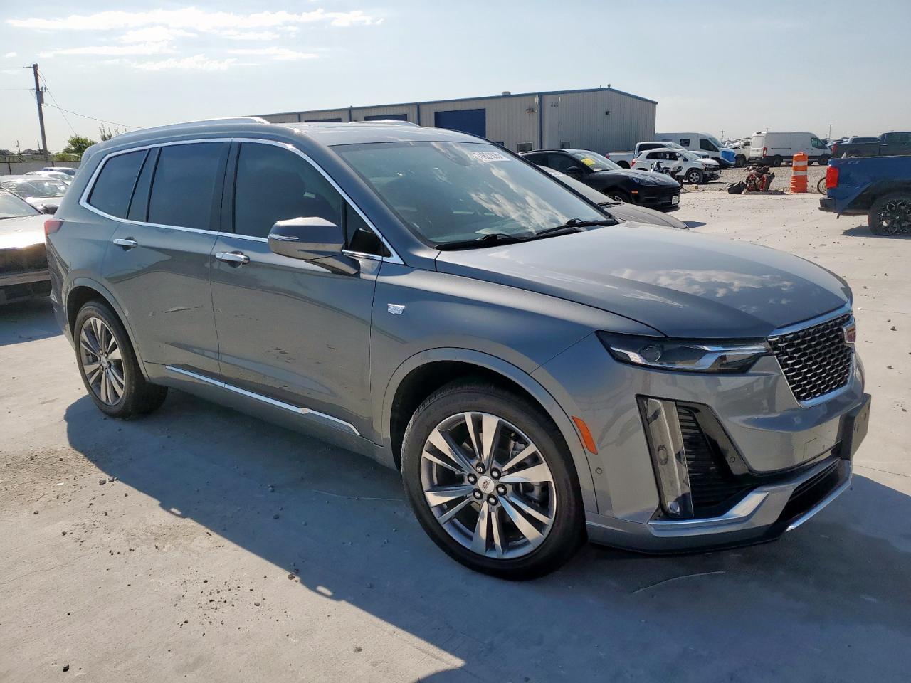 2022 Cadillac Xt6 Premium Luxury - Image 4