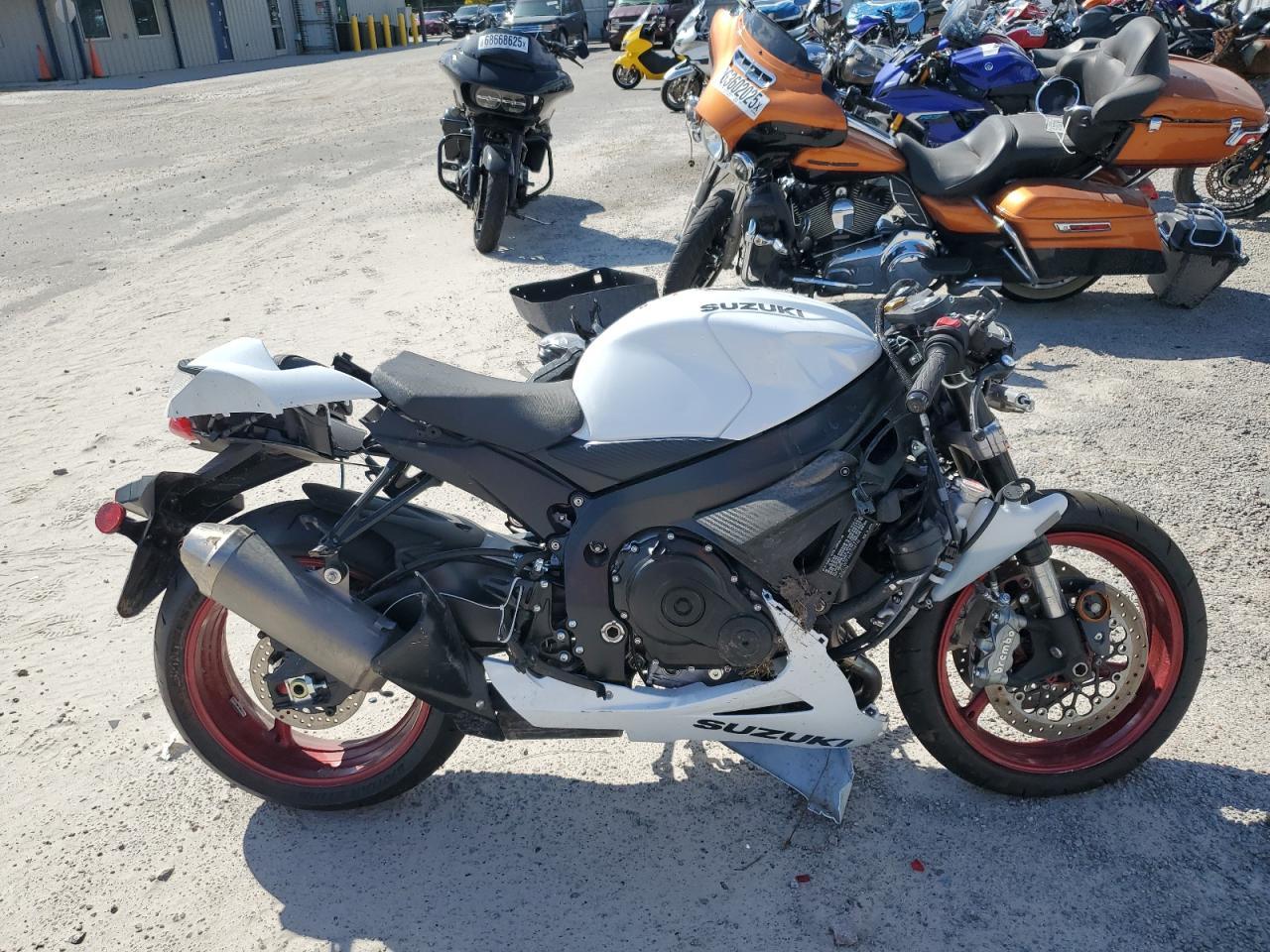 2025 Suzuki Gsx-R600