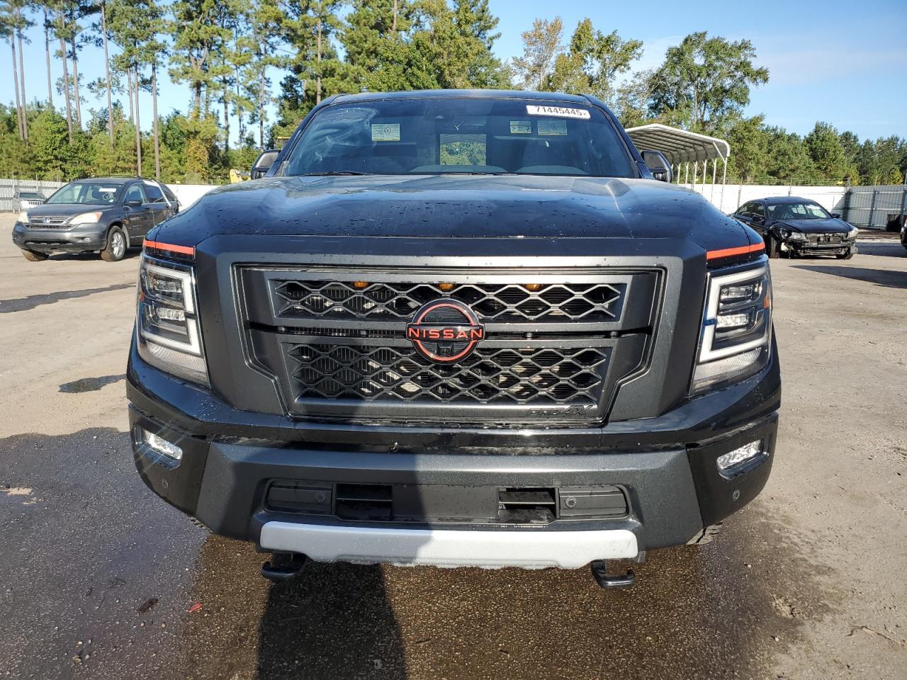 2024 Nissan Titan Xd Sv - Image 5