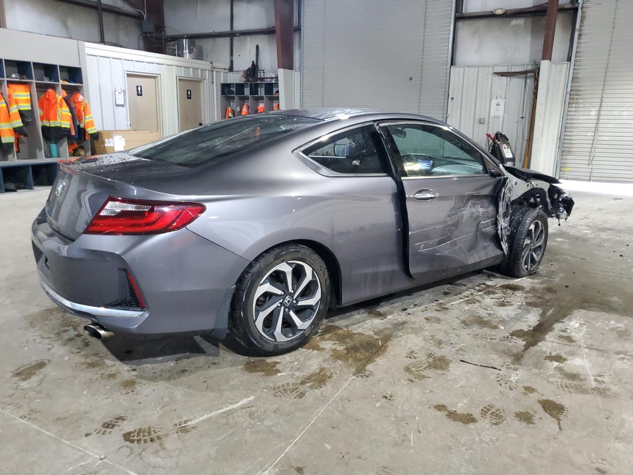 2016 Honda Accord Lx-S - Фото 3