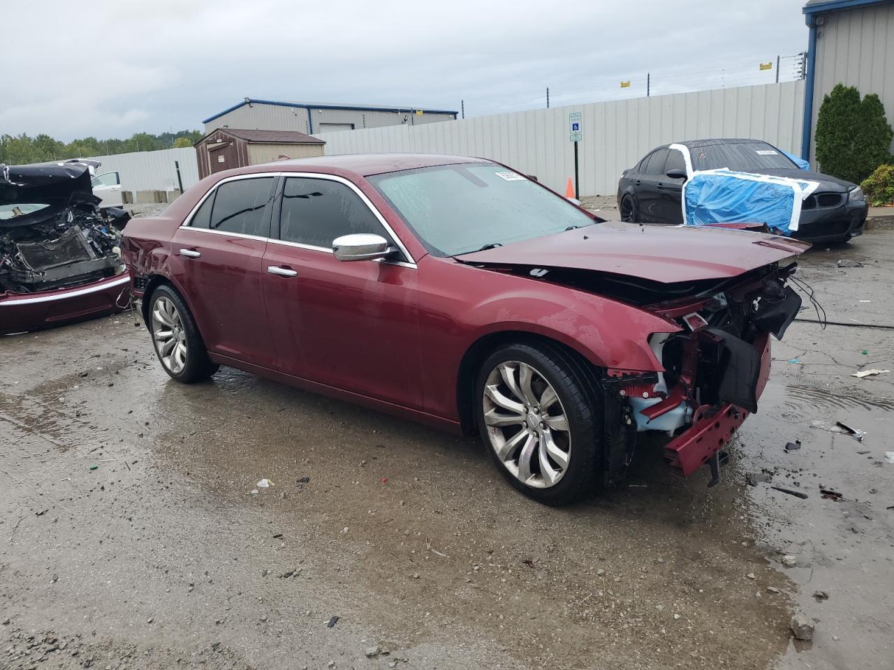 2019 Chrysler 300 Limited - Image 4