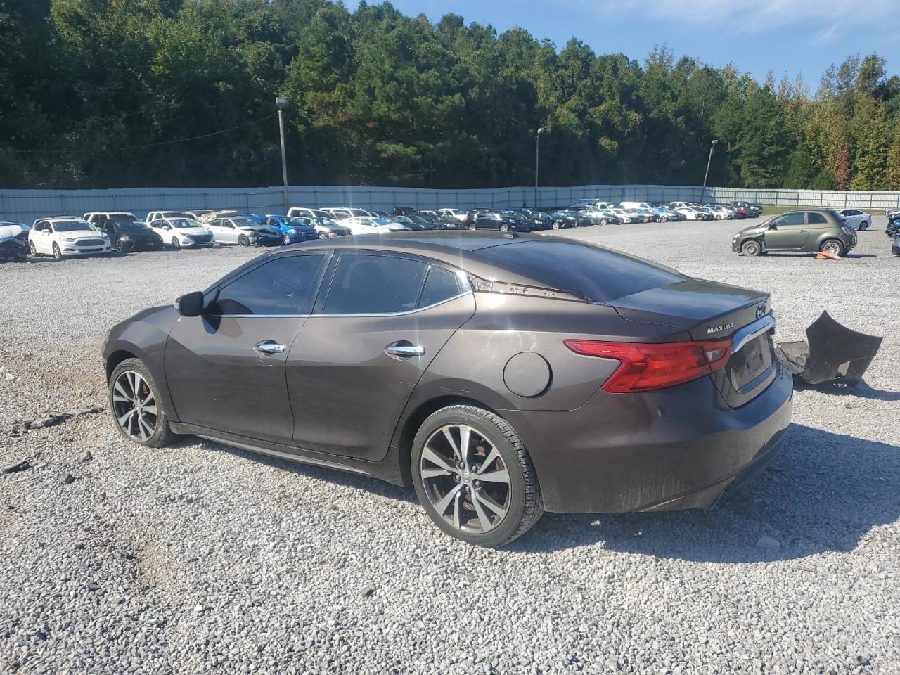 2017 Nissan Maxima 3.5S - Image 2