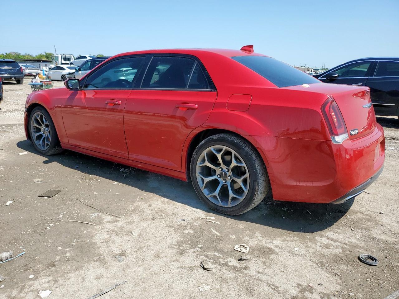 2016 Chrysler 300 S - Фото 2