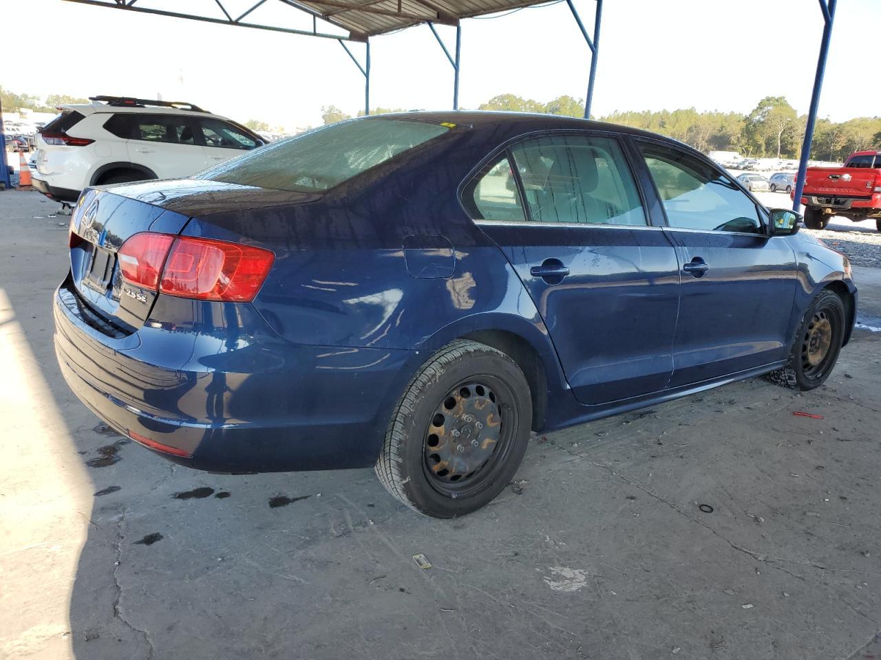 2013 Volkswagen Jetta Se - Image 3